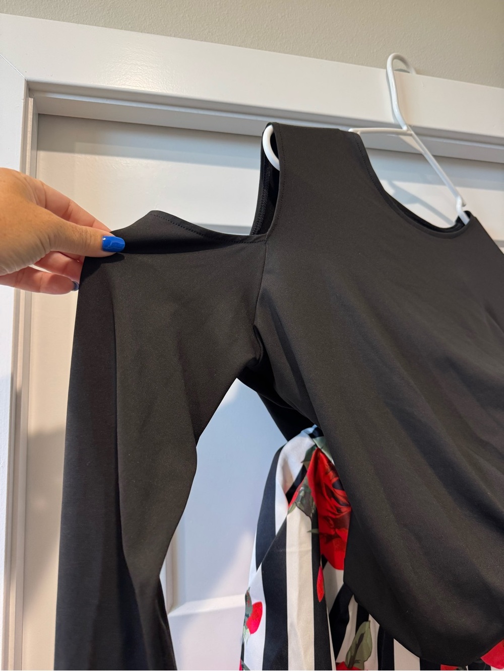 Black Top with Striped Red Rose A-Line Skirt - Picture 4 of 6